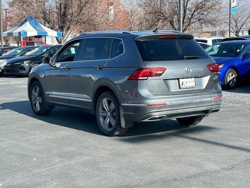 2018 Volkswagen Tiguan 2.0T SEL Premium