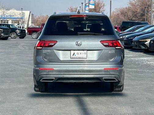 2018 Volkswagen Tiguan 2.0T SEL Premium