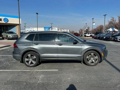 2018 Volkswagen Tiguan 2.0T SEL Premium