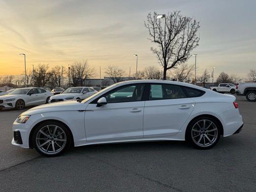 2025 Audi A5 Sportback 45 S line quattro Premium
