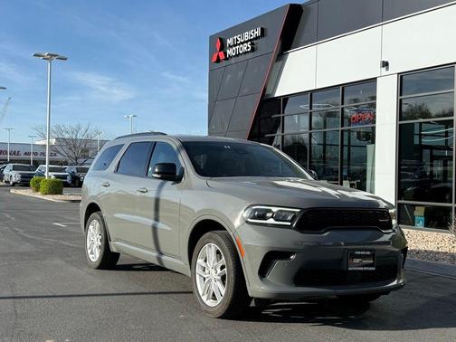 Destroyer Gray Clearcoat 2025 Dodge Durango GT