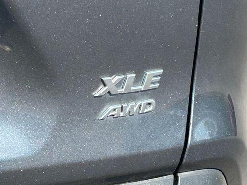 Magnetic Gray Metallic 2021 Toyota RAV4 XLE