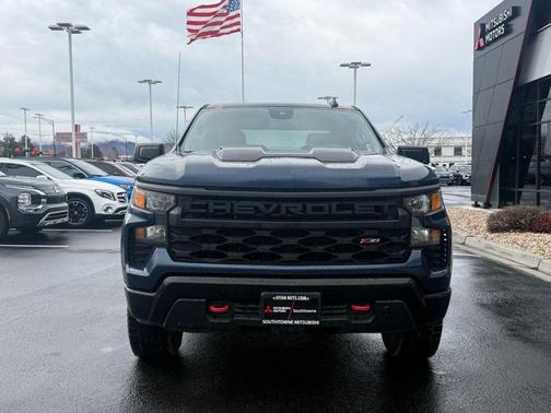 2022 Chevrolet Silverado 1500 Custom Trail Boss