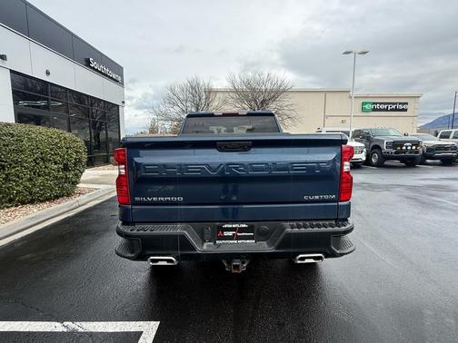 2022 Chevrolet Silverado 1500 Custom Trail Boss
