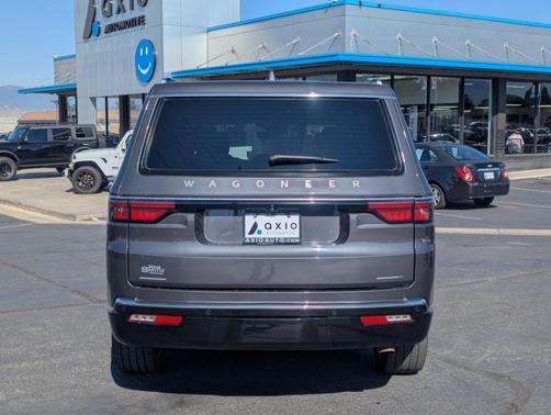 2022 Jeep Wagoneer Series III