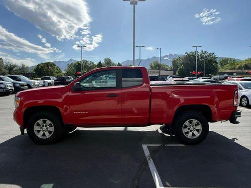 Cardinal Red 2017 GMC Canyon Base