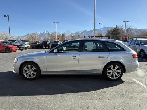 2010 Audi A4 2.0T Avant quattro Premium