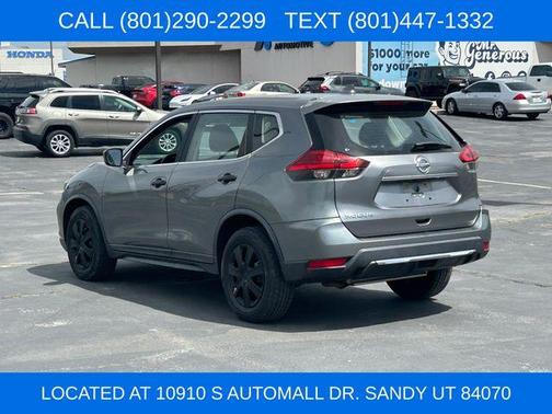 Gun Metallic 2017 Nissan Rogue S