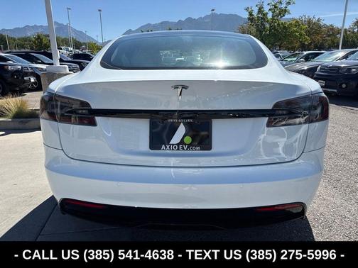 White 2022 Tesla Model S Base
