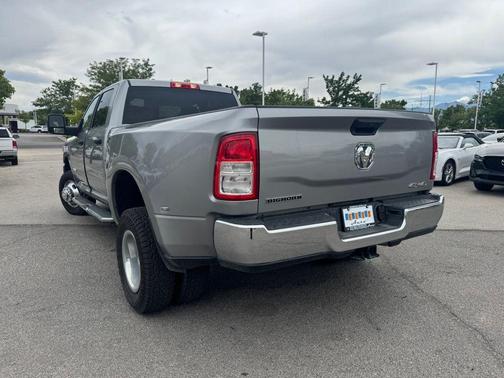 Billet Silver Metallic Clearcoat 2024 RAM 3500 Big Horn