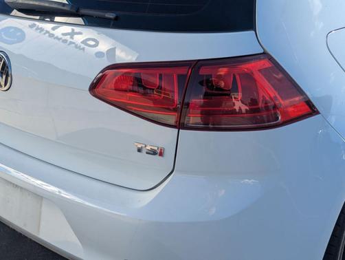 2015 Volkswagen Golf Auto TSI SE
