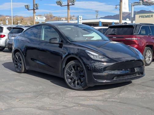 2023 Tesla Model Y Long Range