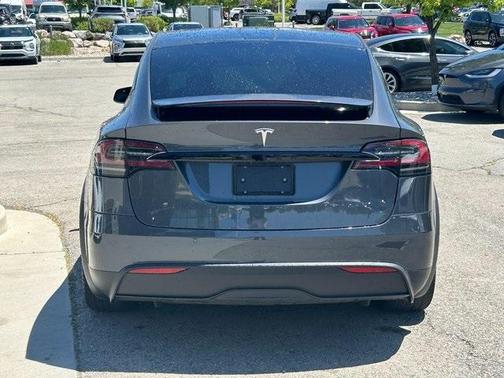 2022 Tesla Model X Base
