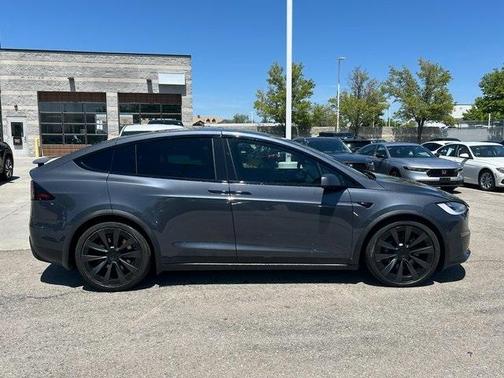 2022 Tesla Model X Base