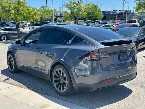 2022 Tesla Model X Base
