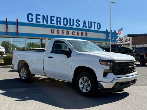 Summit White 2022 Chevrolet Silverado 1500 WT
