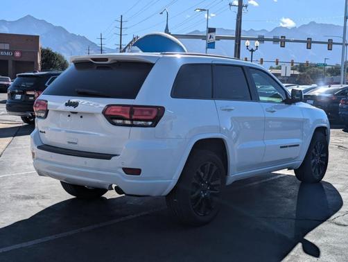 2020 Jeep Grand Cherokee Altitude