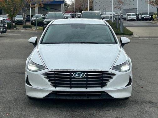 2020 Hyundai SONATA SE