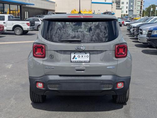 Sting Gray Clearcoat 2021 Jeep Renegade Latitude
