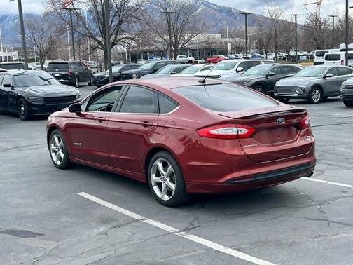 2014 Ford Fusion Hybrid SE