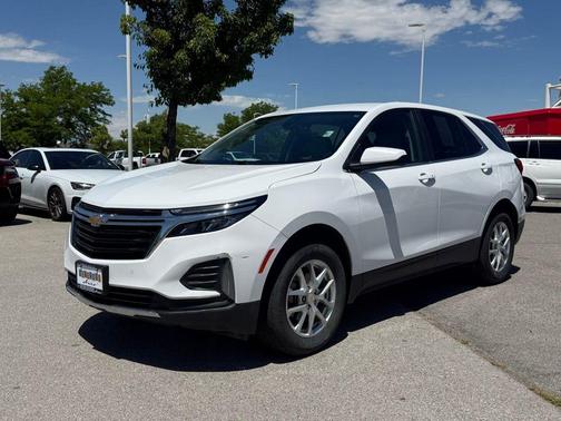 Summit White 2023 Chevrolet Equinox 2LT