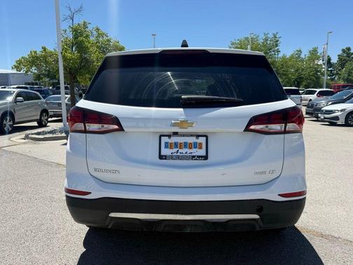 Summit White 2023 Chevrolet Equinox 2LT