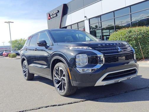 Black Diamond 2025 Mitsubishi Outlander PHEV SE