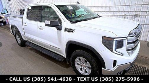 Summit White 2023 GMC Sierra 1500 SLE