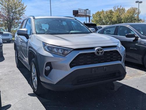 Silver Sky Metallic 2021 Toyota RAV4 XLE