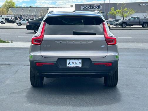 2023 Volvo XC40 Recharge Pure Electric Twin Plus