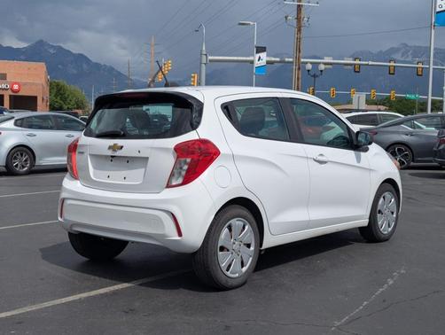 Summit White 2017 Chevrolet Spark LS
