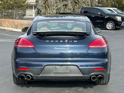 2014 Porsche Panamera S