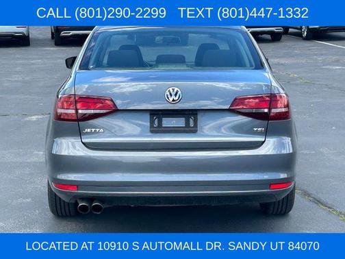 Platinum Gray Metallic 2017 Volkswagen Jetta 1.4T S