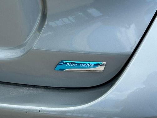 Magnetic Gray 2015 Nissan Versa Note S Plus