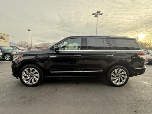 2024 Lincoln Navigator Reserve