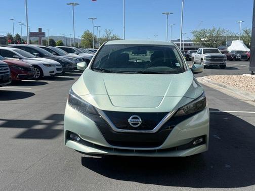 Jade Frost Metallic 2019 Nissan Leaf SV