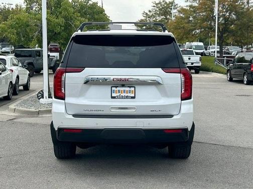 2021 GMC Yukon SLT