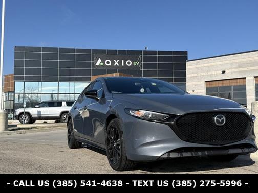 2023 Mazda Mazda3 2.5 S Carbon Edition