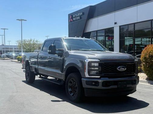 Gray Metallic 2024 Ford F-250 Lariat