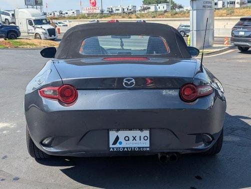 2017 Mazda MX-5 Miata Sport
