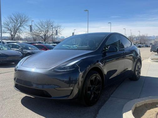 2024 Tesla Model Y Long Range