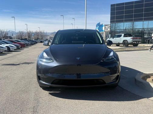 2024 Tesla Model Y Long Range