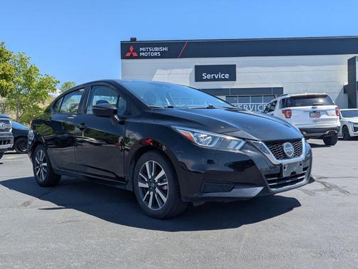 Super Black Metallic 2021 Nissan Versa 1.6 SV