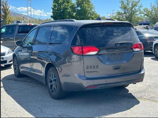 2019 Chrysler Pacifica Touring-L Plus