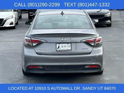 Metropolis Gray 2017 Hyundai SONATA Hybrid SE