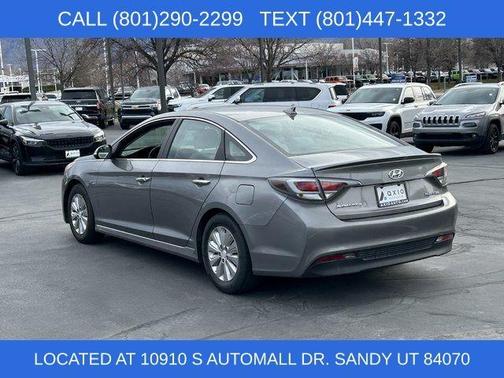 Metropolis Gray 2017 Hyundai SONATA Hybrid SE