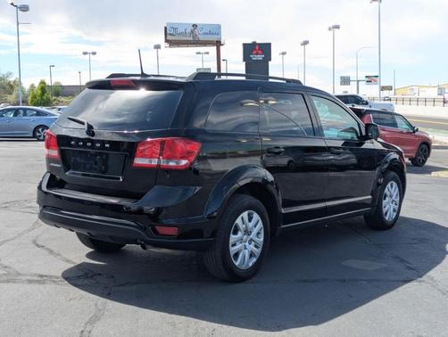 2019 Dodge Journey SE