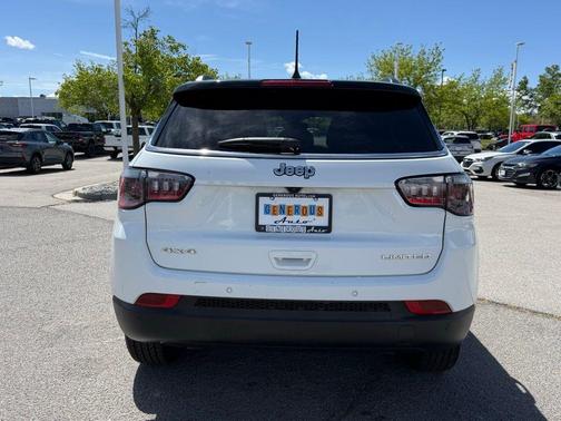 Bright White Clearcoat 2025 Jeep Compass Limited