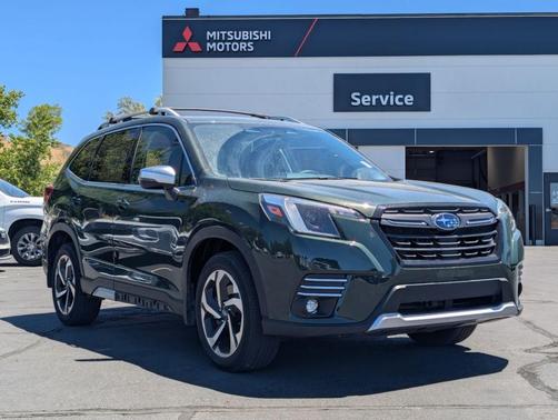 Cascade Green Silica 2024 Subaru Forester Touring