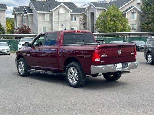 Delmonico Red Pearlcoat 2017 RAM 1500 Big Horn